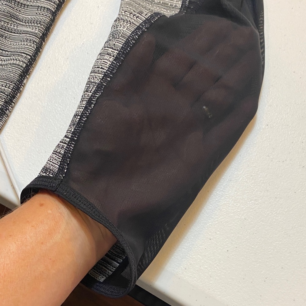 Athleta Monochrome Patterned Leggings - Picture 8 of 9